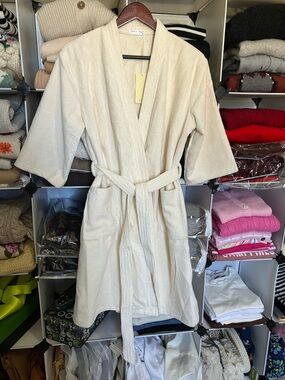 NWT Terry Bathrobe with Pockets